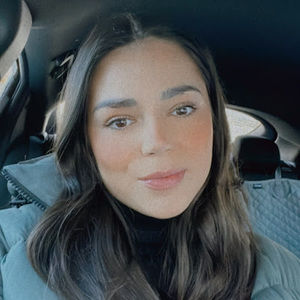 Meet your Posher, Kayla